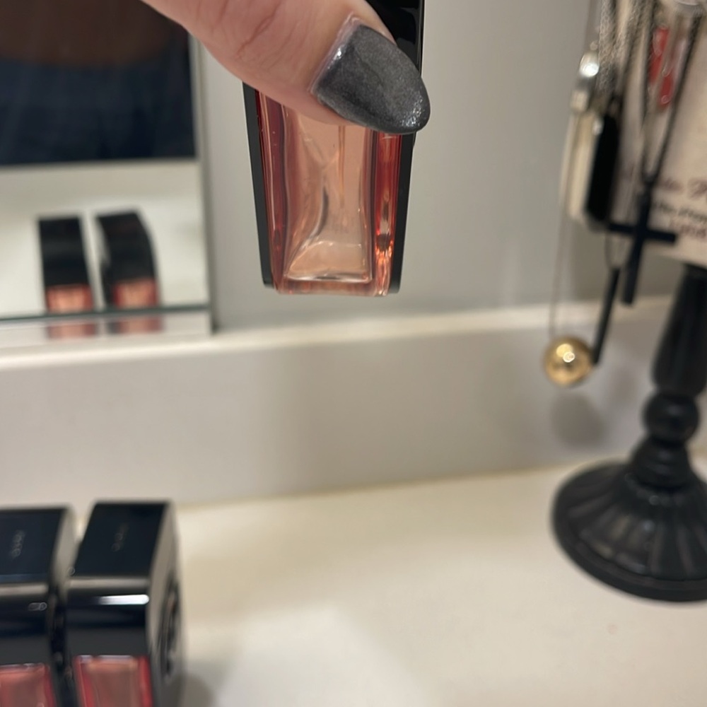 Gucci, YSL, Versace, Burberry Perfume Bottles - Picture 6 of 10
